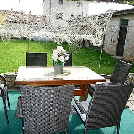 In With Terrace, Air Conditioning, Wifi, Washing Machine *