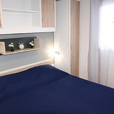 In With Terrace, Air Conditioning, Wifi, Washing Machine Apartment